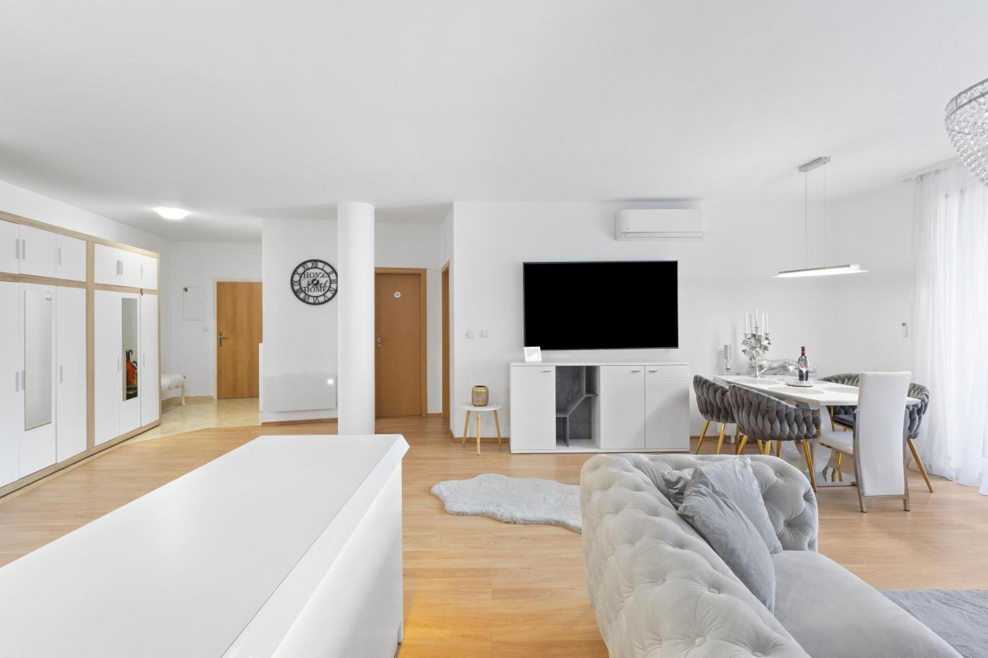 Apartment Puma V Centre Piestan Πιεστάνυ Εξωτερικό φωτογραφία